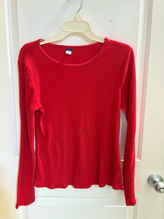 Old Navy Tops - 3/$15Ribbed Long Sleeve Crewneck Top